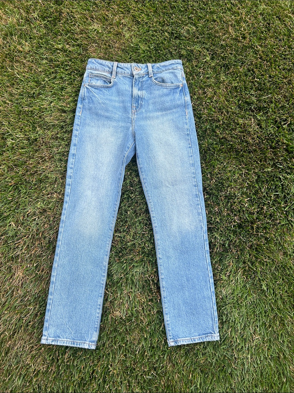 NWOT Zara High-Waist Light Wash Straight Leg Jeans